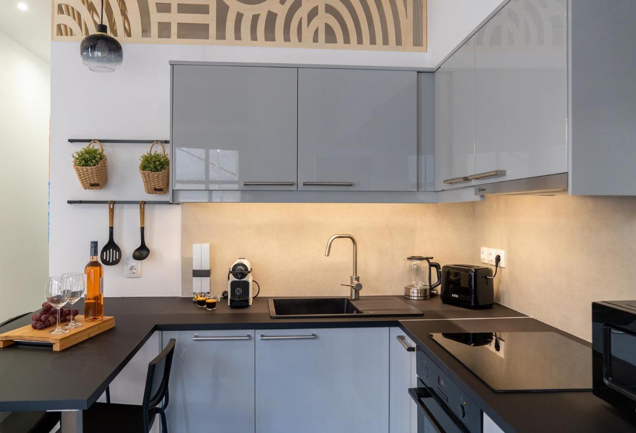 Central Suites Aegina 2 Eksteriør billede