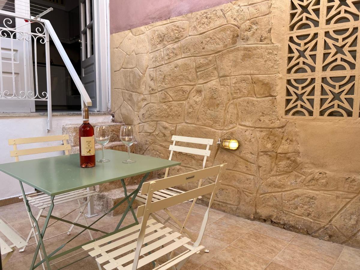 Central Suites Aegina 2 Eksteriør billede