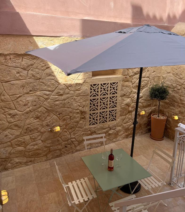 Central Suites Aegina 2 Eksteriør billede
