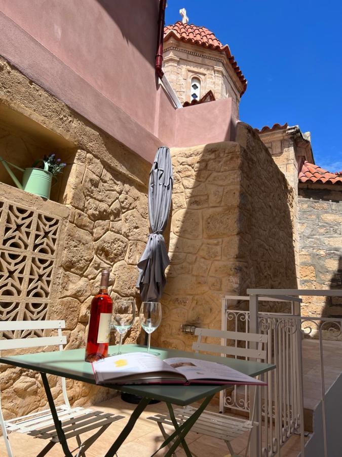 Central Suites Aegina 2 Eksteriør billede