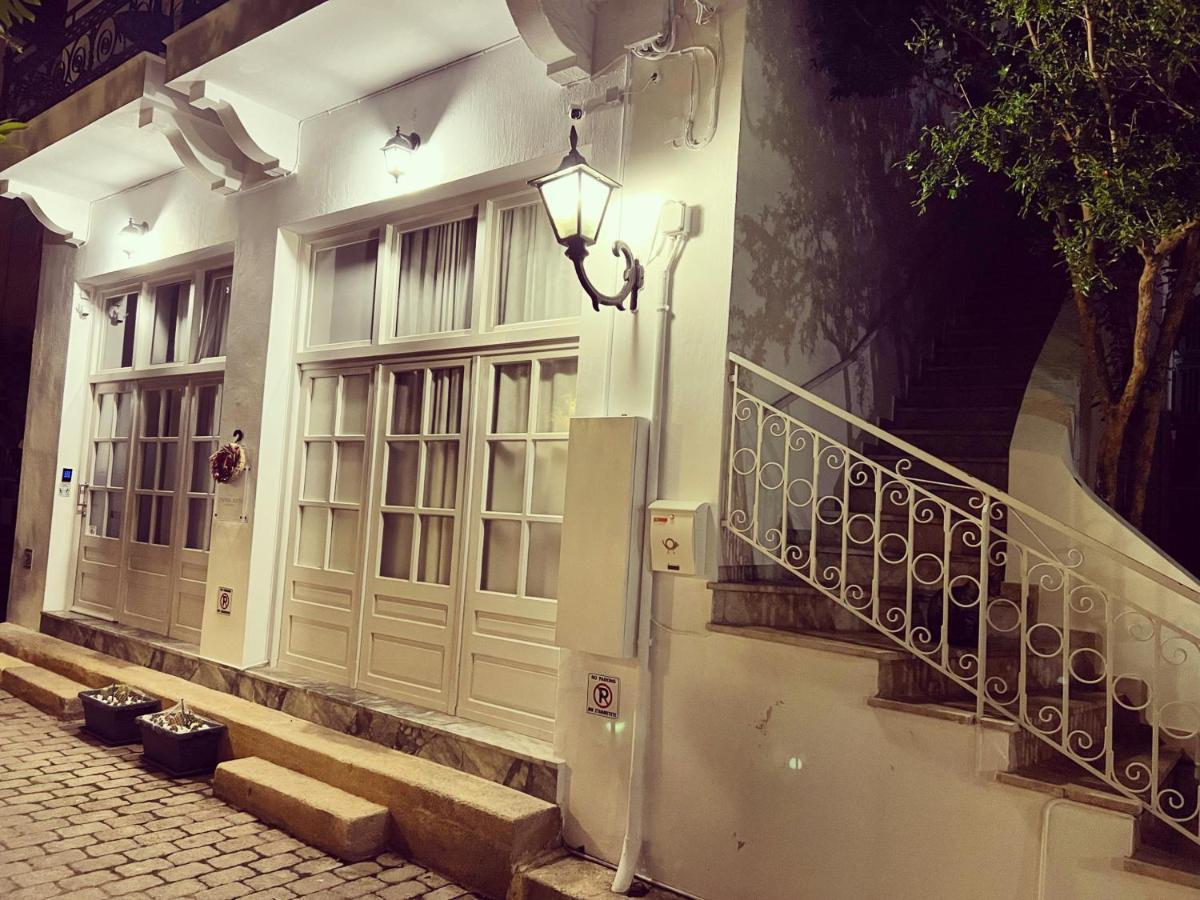 Central Suites Aegina 2 Eksteriør billede