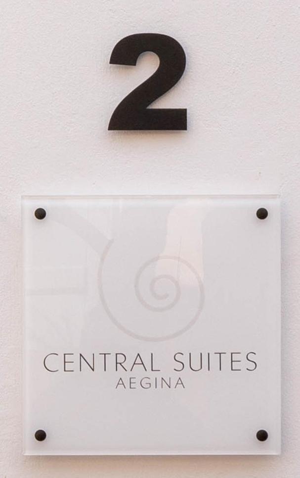 Central Suites Aegina 2 Eksteriør billede